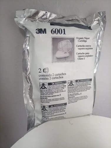 Cartucho para Vapores Orgânicos 3M 6001 utilizado em máscaras respiratórias.