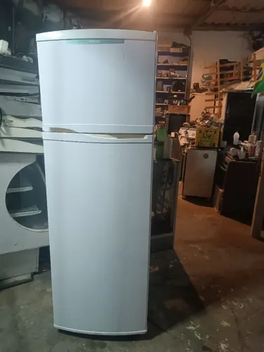 Geladeira $990