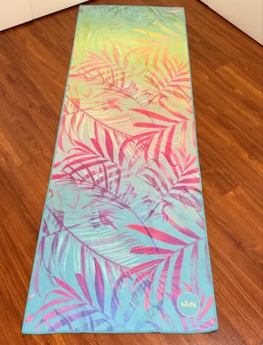 Tapete de yoga novo+ toalha para o tapete