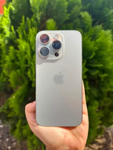 iPhone 15 pro 512gb