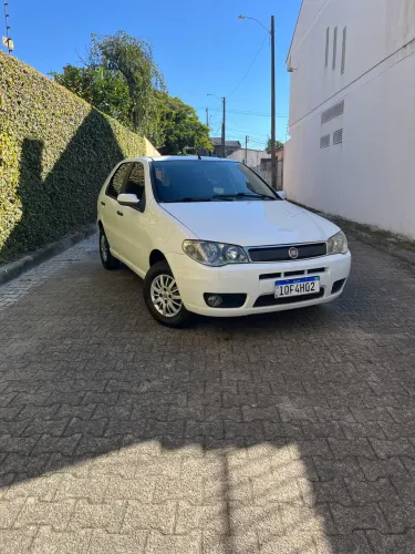 Fiat Palio 1.0 Cel. Econ./italia F.flex 8V 4P 2010