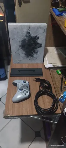 Xbox One x Edição Limitada Gears 5 + controle (impecável)
