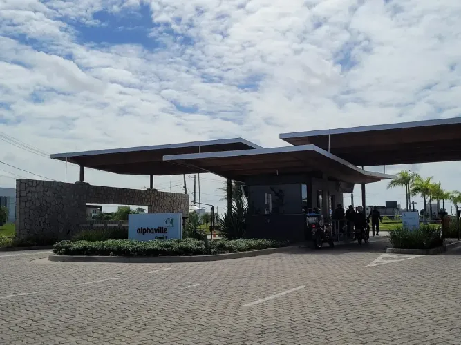 Lote No Alphaville Ceará 3 para venda possui 456 metros quadrados em Cidade Alpha - Euséb