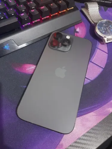 iPhone 16 Pro Max (LEIA!)