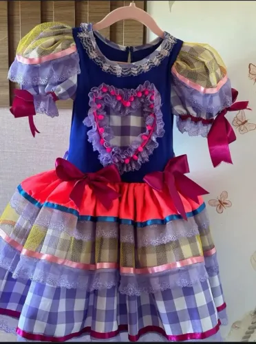 VENDO VESTIDO JUNINO TAM 3 ANOS R$ 150,00