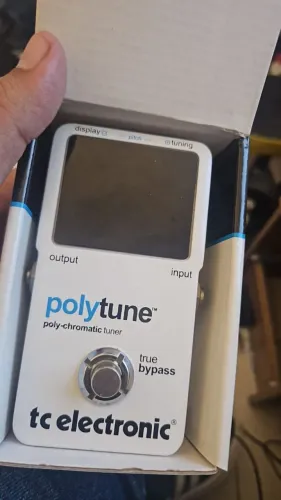 PEDAL AFINADOR TC ELETRONIC POLYTUNE