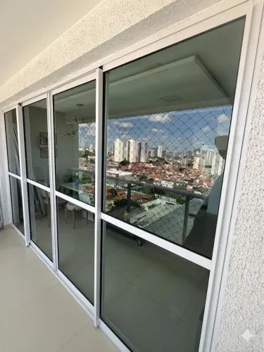 Porta de vidro (esquadria de alumínio) 4 folhas