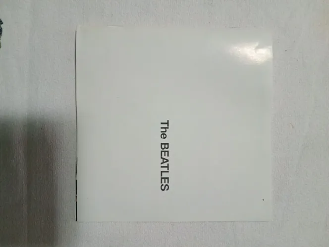THE BEATLES ? Álbum Branco (White Album) ? CD Duplo + Encarte 22 Páginas