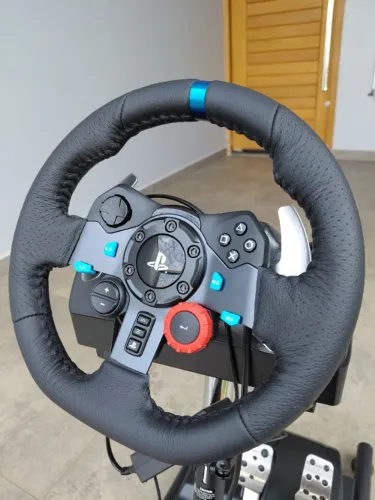 Volante G29 completo + suporte Fortrek