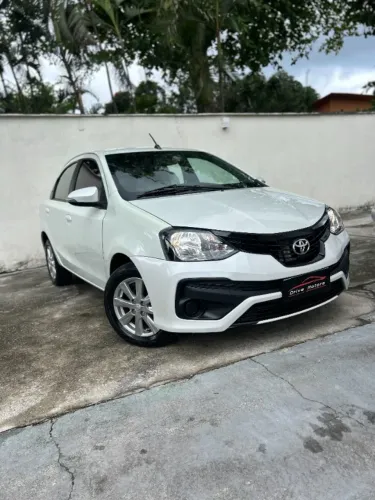 Toyota Etios X Plus Sedan 1.5 Flex 16V 4P Mec. 2020