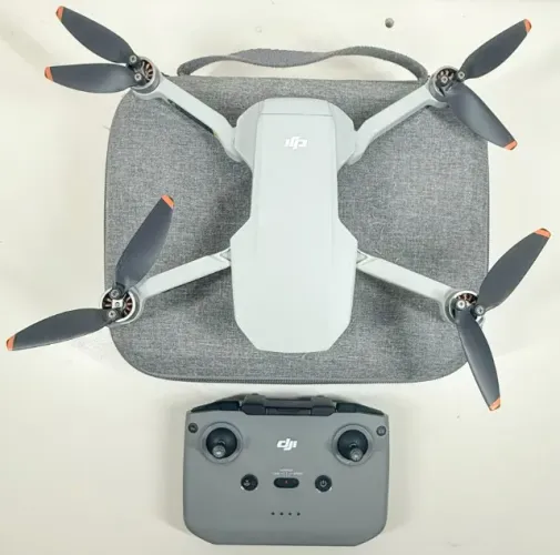 NOVO - Drone Dji Mini 2 Câmera 4K Original Controle Bateria Maleta Acessórios Filmagem