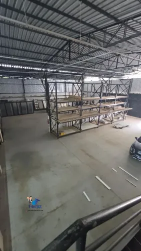 Galpão 1.250m² Pé-direito 8m prox. Torquarto Tapajos leia