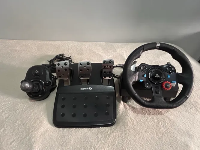 Volante logitech g29 usado poucas vezes