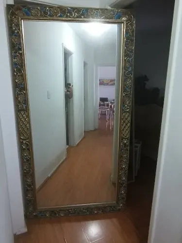 Espelho inteiro de Sala com Moldura entalhada