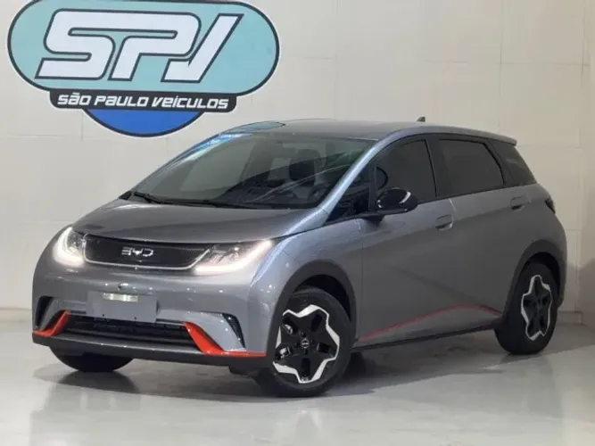BYD Dolphin EV (Elétrico) 2025
