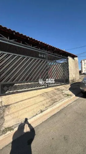 Casa com 3 dormitórios para alugar, 200 m² por R$ 2.500,00/mês - Loteamento Residencial Po