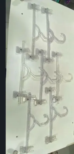 33 Cabides c/ presilha Adulto ( Pra vender logo)