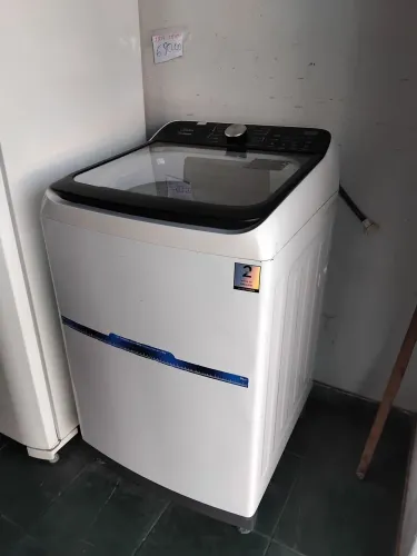 Máquina de lavar Midea 220v 13kg usado