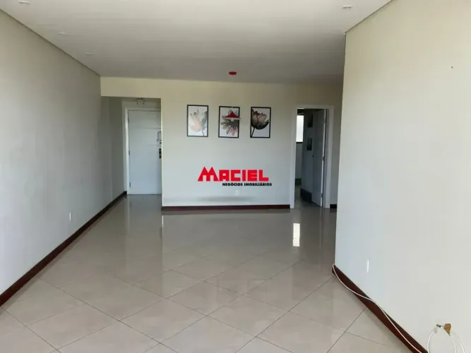 Imóvel para aluguel com 135 metros quadrados com 4 quartos