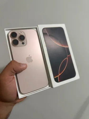 iPhone 16 Pro Max 512GB Desert - modelo Anatel / chip físico