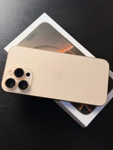 iPhone 16 Pro Max seminovo