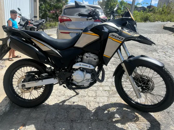 Xre Adventure 2023 toda original