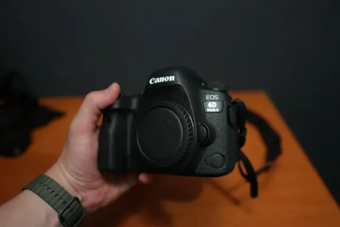 Canon EOS 6D Mark II | Apenas 10.882 Cliques | Excelente Estado