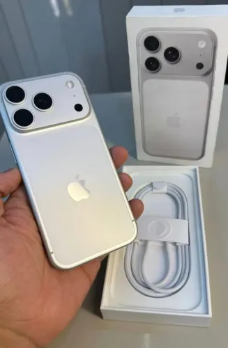 IPHONE 17 PRO 512GB | E-SIM Prata  iPhone Lacrado e com Garantia