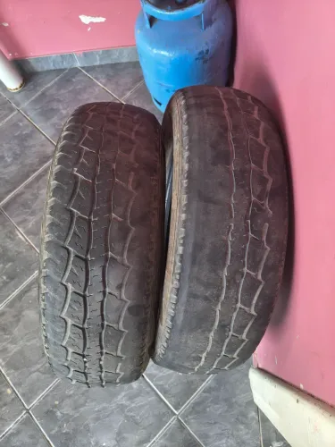 2 pneus aro 14 por 50 reais estepe carrocinha roda