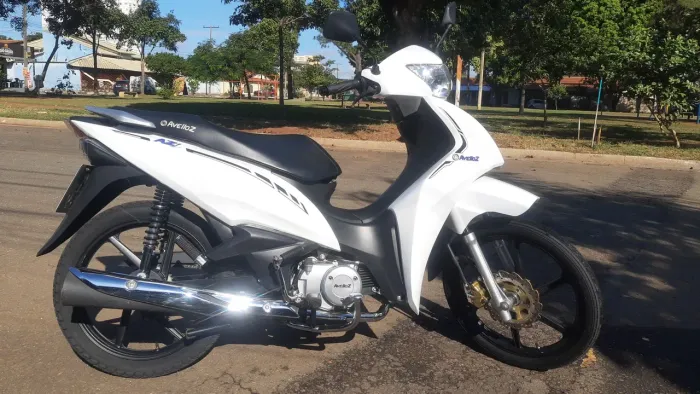 AVELOZ   AZ1  50 CC TROCA MOTO MENOR VALOR 