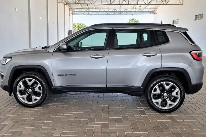 Jeep Compass Longitude 2.0 4X2 Flex 16V Aut. 2020