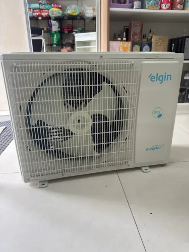 Ar Condicionado Elgin 18000 btus Inverter 1 mês de uso