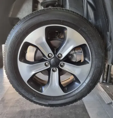 Pneu 225/55 R18 Bridstone