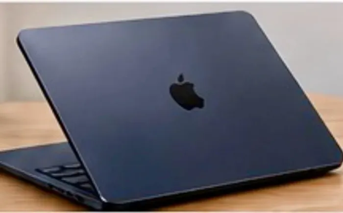 MacBook Air M5 2026 - 13,6? 16GB/512GB, cor midnight (preto)