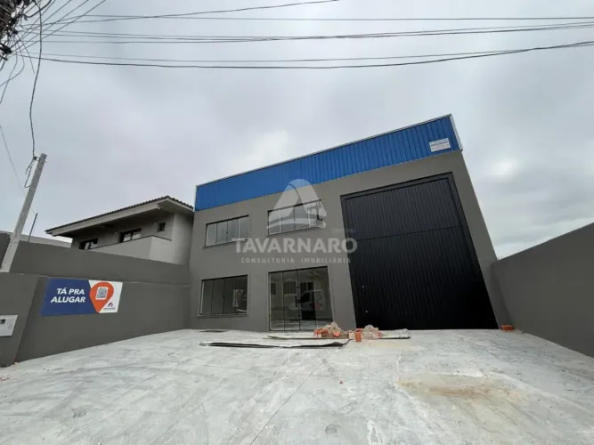 Barracão em construção na Palmeirinha!