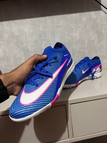 Chuteira nike airzomm