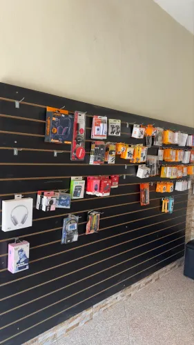 Acessórios para celular e eletrônicos
