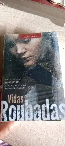 Livro vidas roubadas