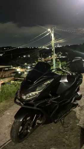 PCX cinza grafite 2024