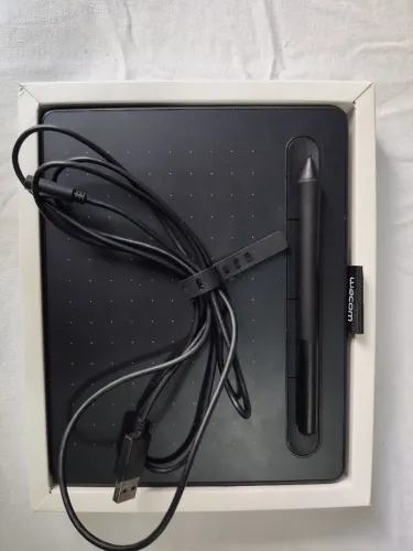 Mesa Digitalizadora Wacom Intuos CTL4100
