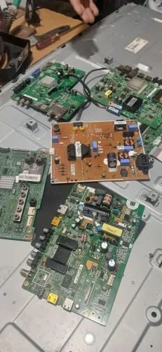 Vende-se placas de tv: Valor a negociar