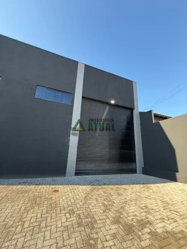 BARRACÃO COM 252M² A VENDA EM CAMBÉ.