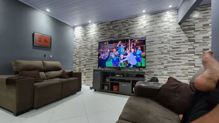 Vendo  tv lg 70  *