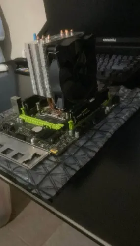 Kit xeon 2680v4+16gb de ram