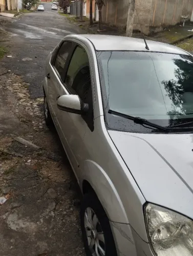 Ford Fiesta Sed. Personnalite 1.0 8V 4P 2005