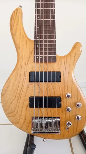 Contra baixo cort action dlx 6 cordas circuito Aiton fernandes ativo e passivo