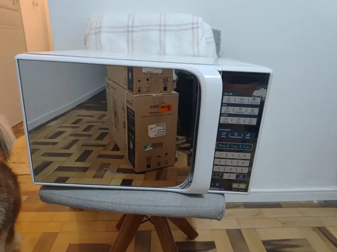 Microondas 31litros midea