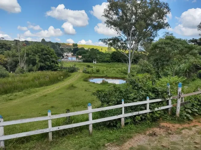 Sítio com 27 hectares - Caxambu - MG