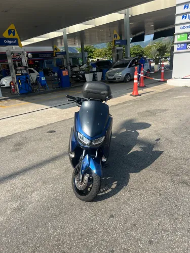 Nmax em excelente estado