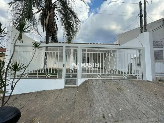 Casa com 3 dormitórios, 320 m² - venda por R$ 900.000,00 ou aluguel por R$ 4.050,00/mês -